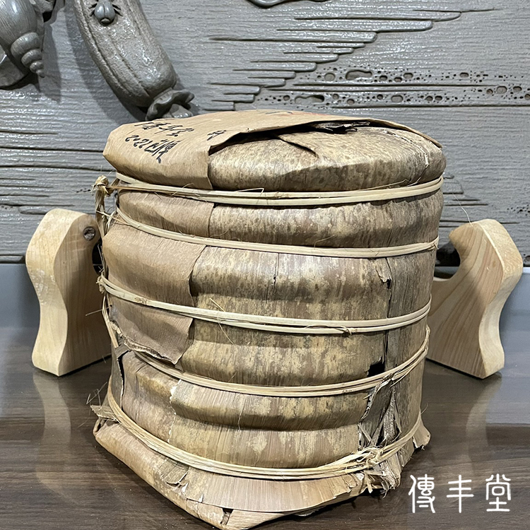 2004年 易武福音餅茶